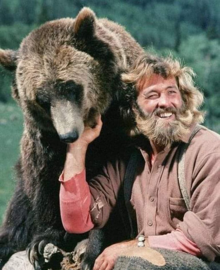 The original Grizzly Adams kept his bears on a chain in SF